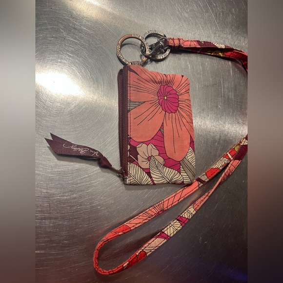 Vera Bradley Lanyard - Picture 4 of 4